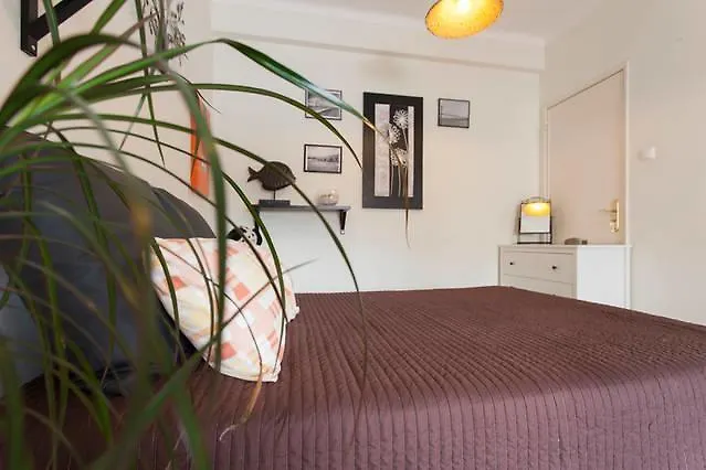 Moscavide Nº 1 M1 Rooms Lisboa 0*,  葡萄牙